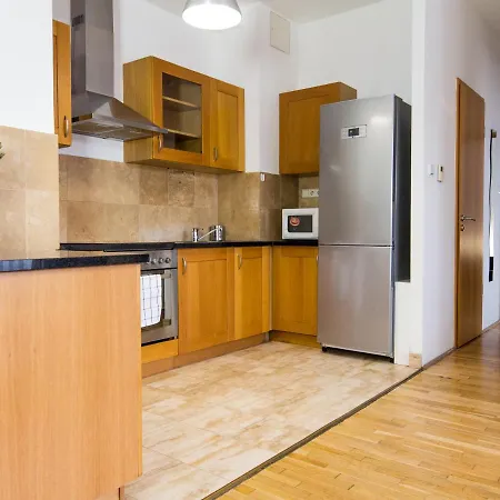 Artemisia Luxury Skyflat Apartment